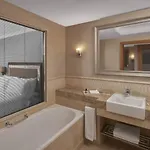 Divan מלון 5*